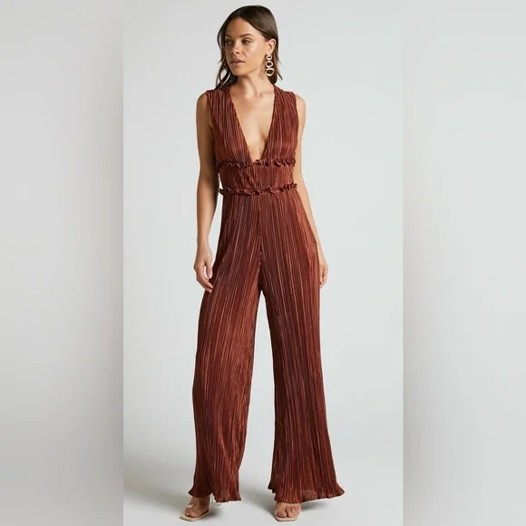 Showpo Armida Plisse Jumpsuit - Picture 5 of 5